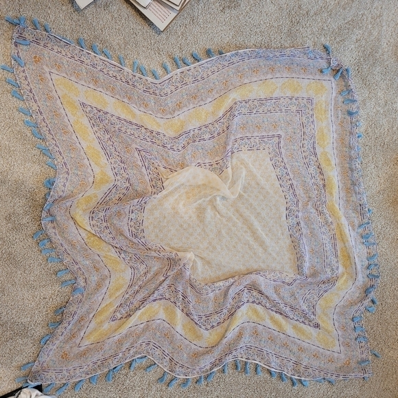 Large Women's Colorful Boho Scarf Size 37"x37" - Picture 2 of 5